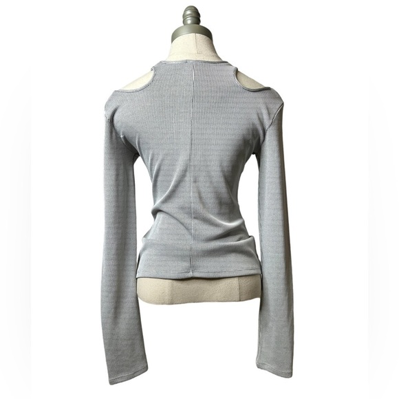 Zara White Black Collection Ribbed Cold Shoulder Cutout Long Sleeve Top Large - Picture 5 of 15